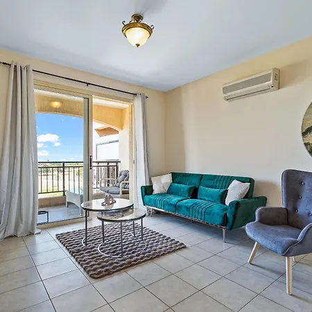 Royal Seacrest Amazing Location 2 Bed Apartment By Vichy Holidays Paphos Exterior photo