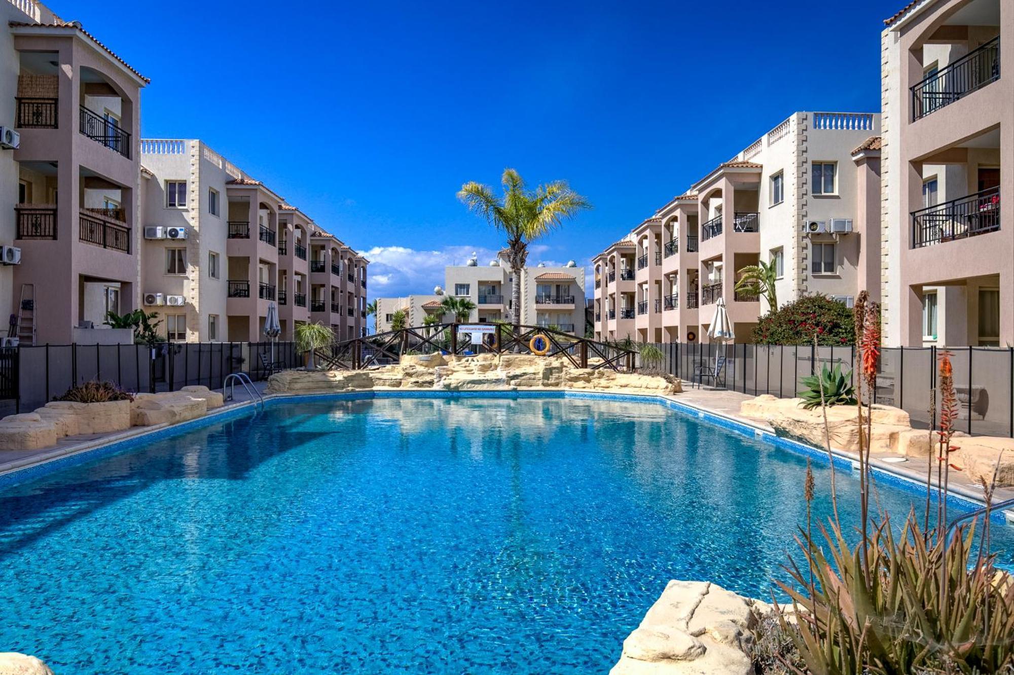 Royal Seacrest Amazing Location 2 Bed By Vichy Holidays Paphos